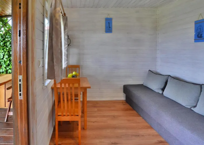 Comfortable Holiday Homes With Terraces * Bobolin